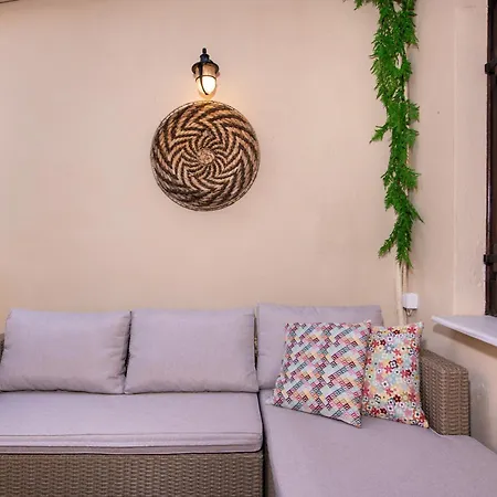 別荘 Cozy Maisonette Hidden In Old Town Chania Marielpicorner *