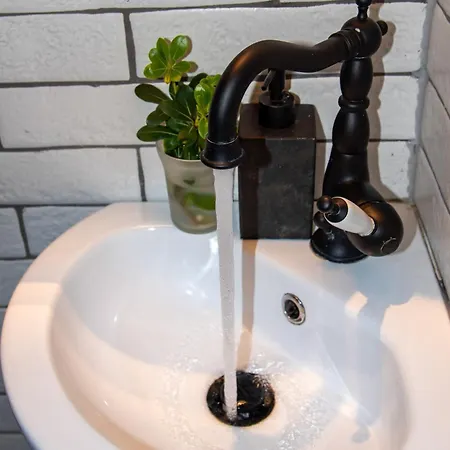 Cozy Maisonette Hidden In Old Town Chania Marielpicorner