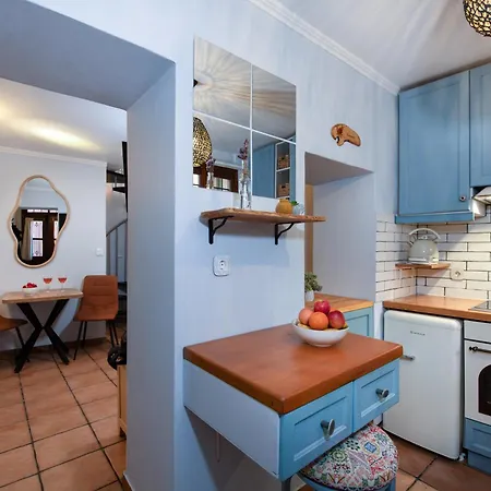 Дом отдыха Cozy Maisonette Hidden In Old Town Chania Marielpicorner *